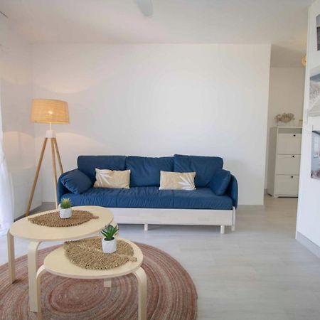 Bright Apt Of 32 M Renovated Near Town Fréjus Exteriör bild