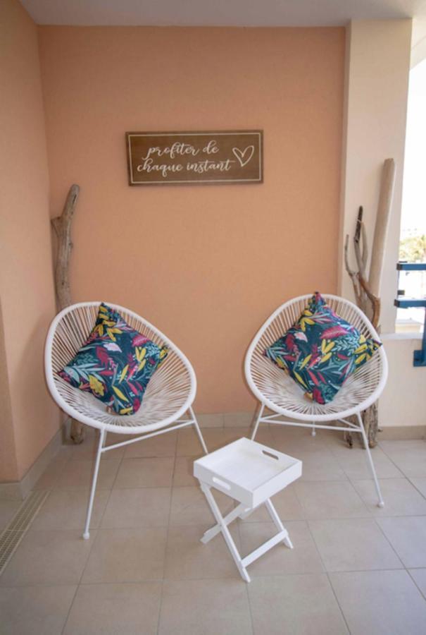 Bright Apt Of 32 M Renovated Near Town Fréjus Exteriör bild